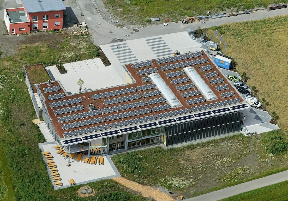 Hartmann Energietechnik, Sonnenzentrum